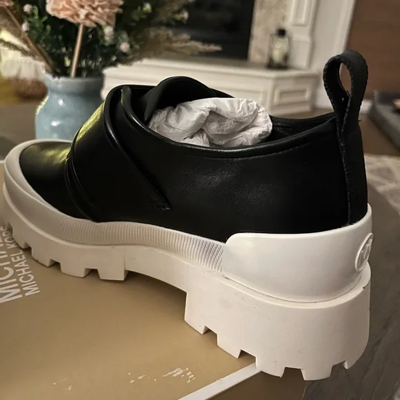 Michael Kors Buckle-Detail Padma Strap Loafers Flat Shoes Size 7.5M Mrsp$288 - Picture 6 of 9